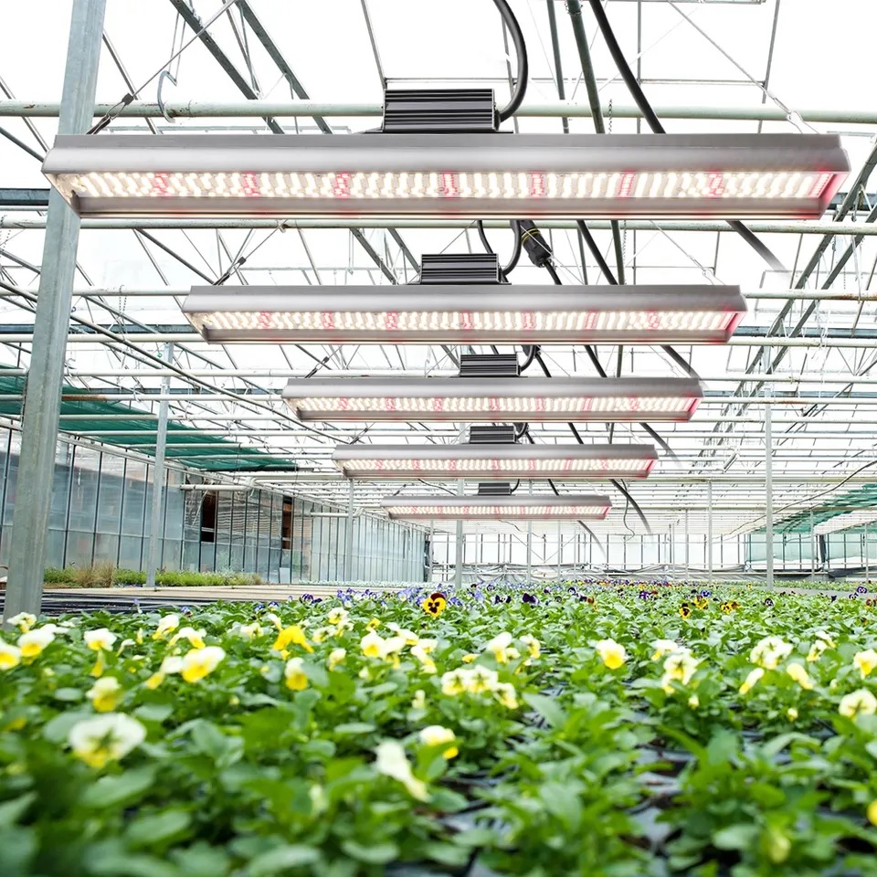 Grow Light Bar - 260Watts ضوء نمو 4 أجنحة - 200 واط — Terra Garden Kuwait | تيرا غاردن الكويت